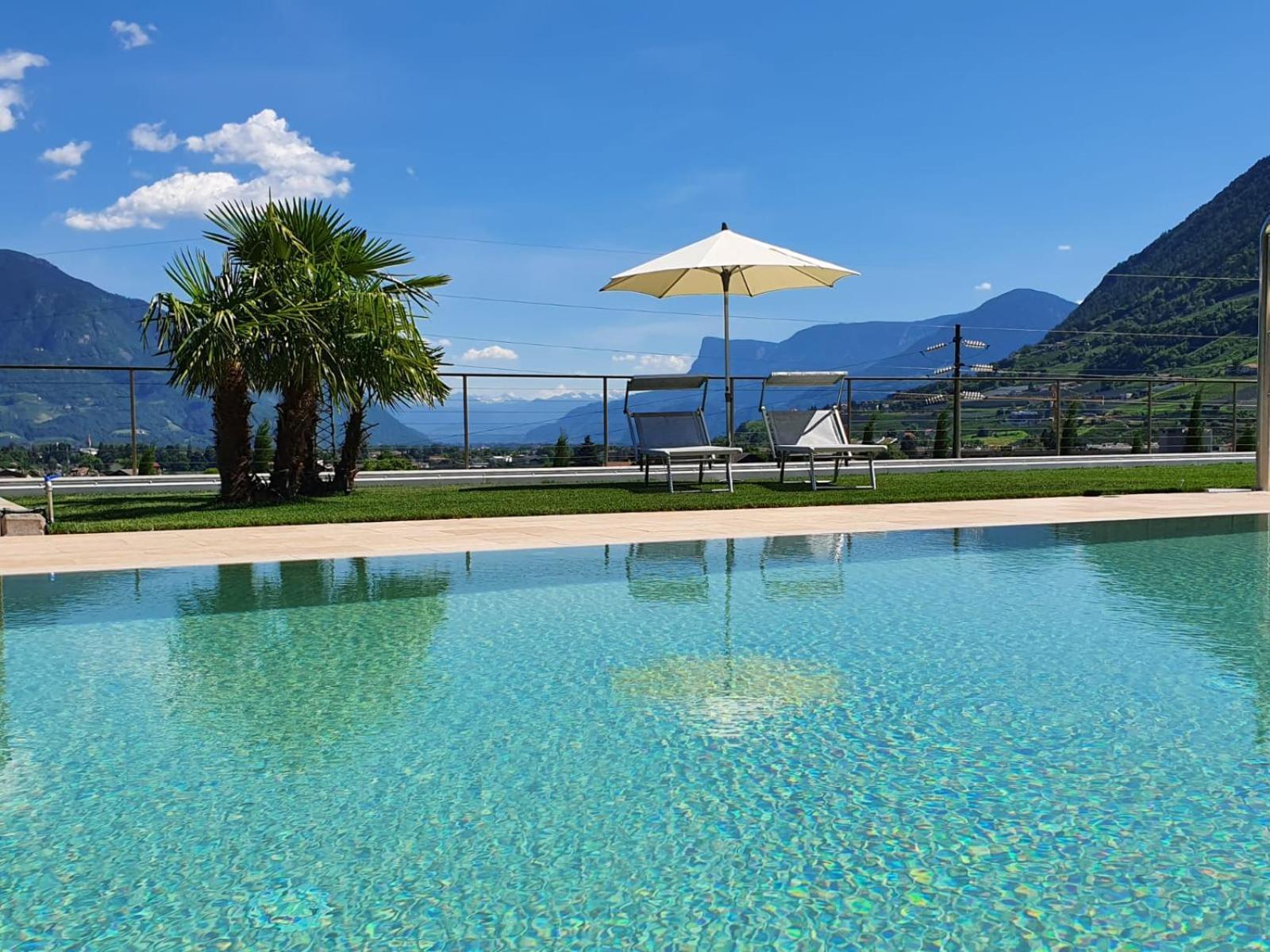 Hotel Maria Theresia Adults-Only Lagundo Εξωτερικό φωτογραφία