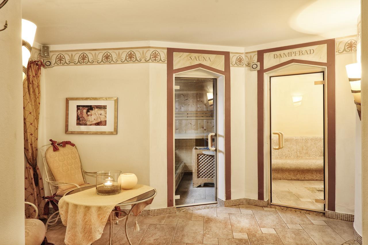 Hotel Maria Theresia Adults-Only Lagundo Εξωτερικό φωτογραφία